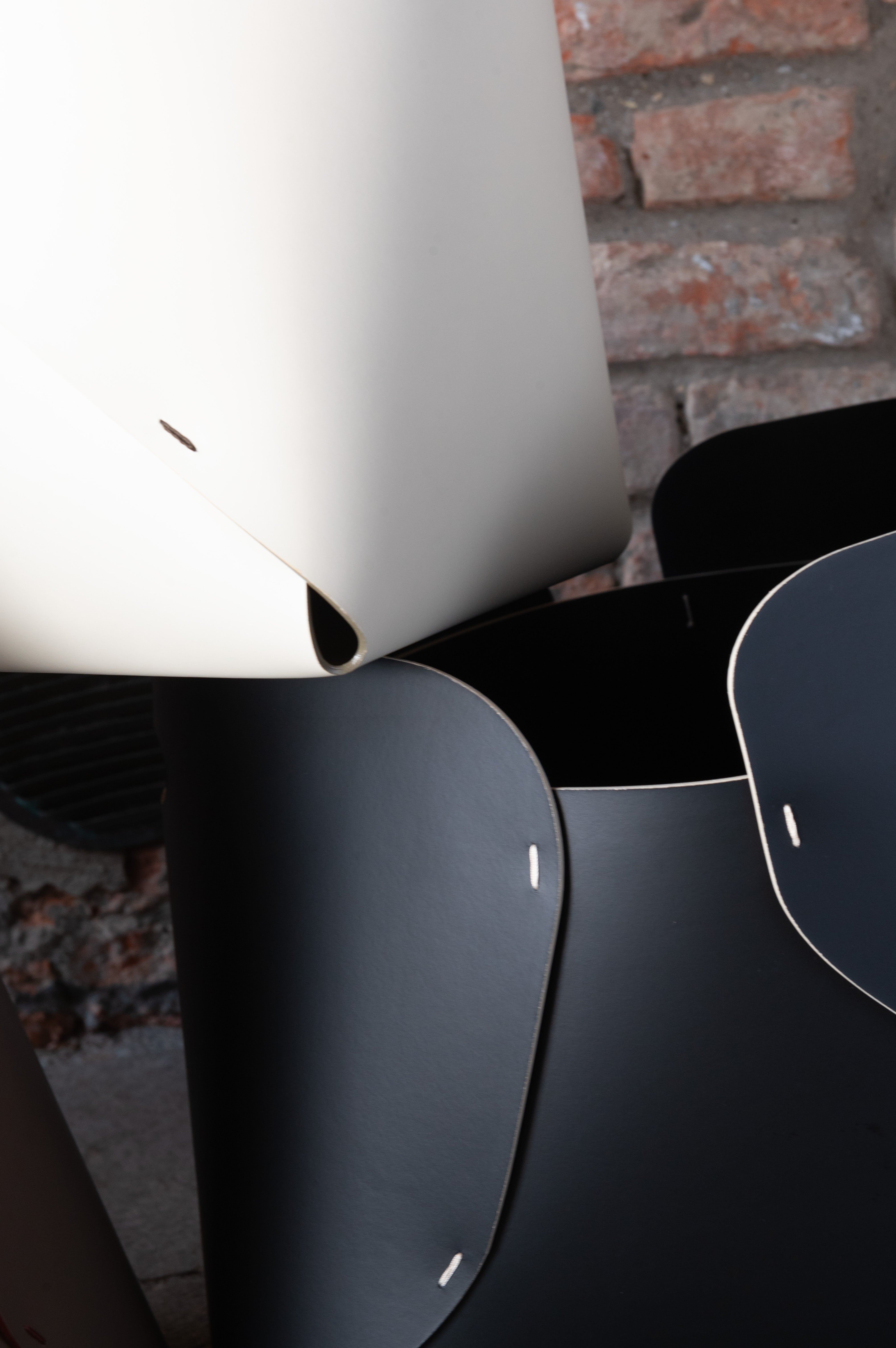 Studio Nudo Overlap Box